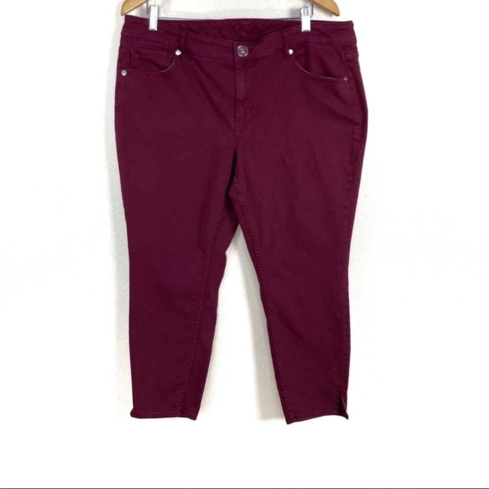 Maurices Skinny‎ Cropped Jeans Wine Color Mid Rise Women’s Sz 18